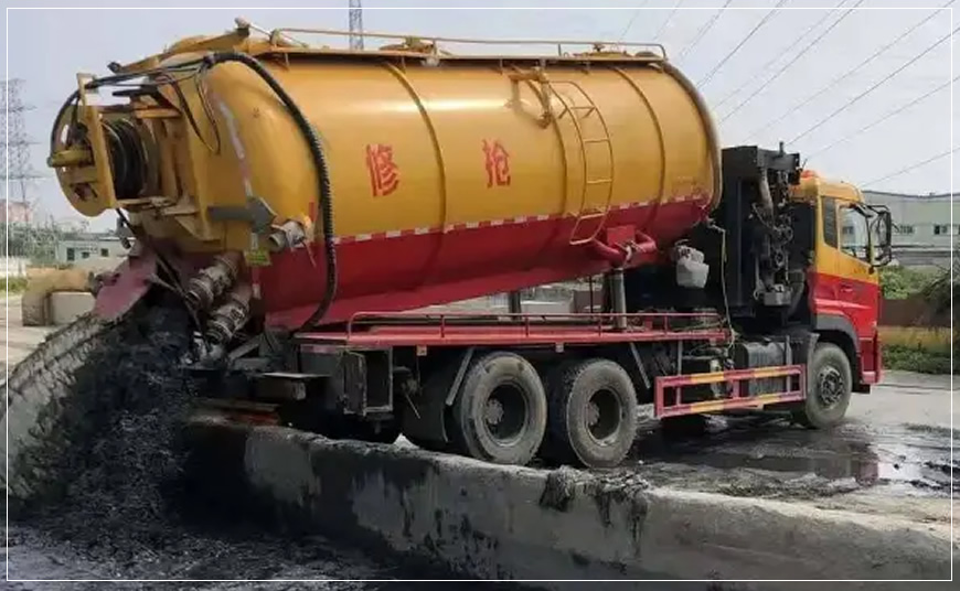 湘桥沉淀池清理案例